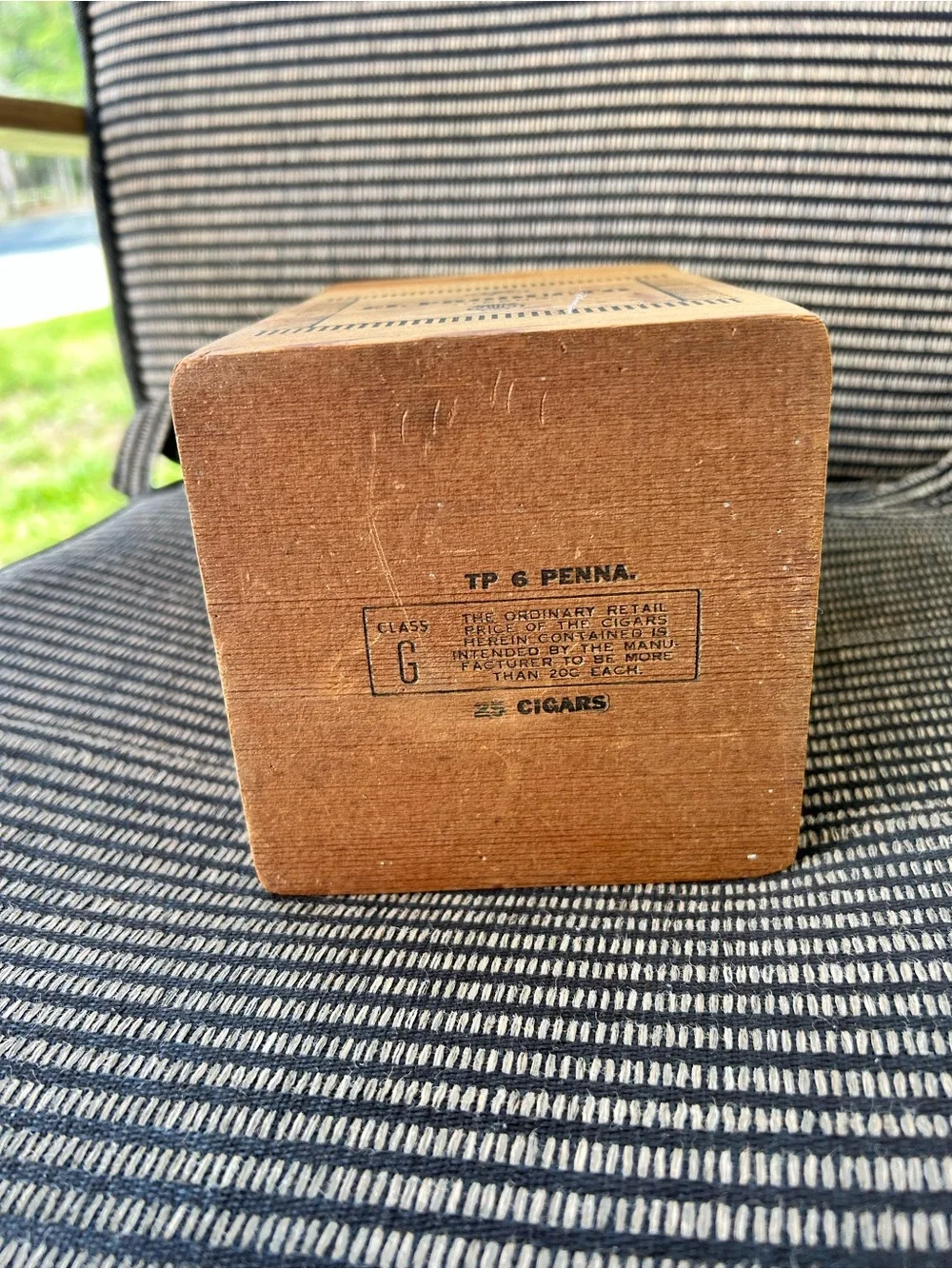 Vintage El Producto Wooden Cigar Box Rustic Collectible Decor Man Cave Farmhouse